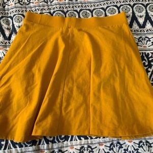 Skirt with Pockets
